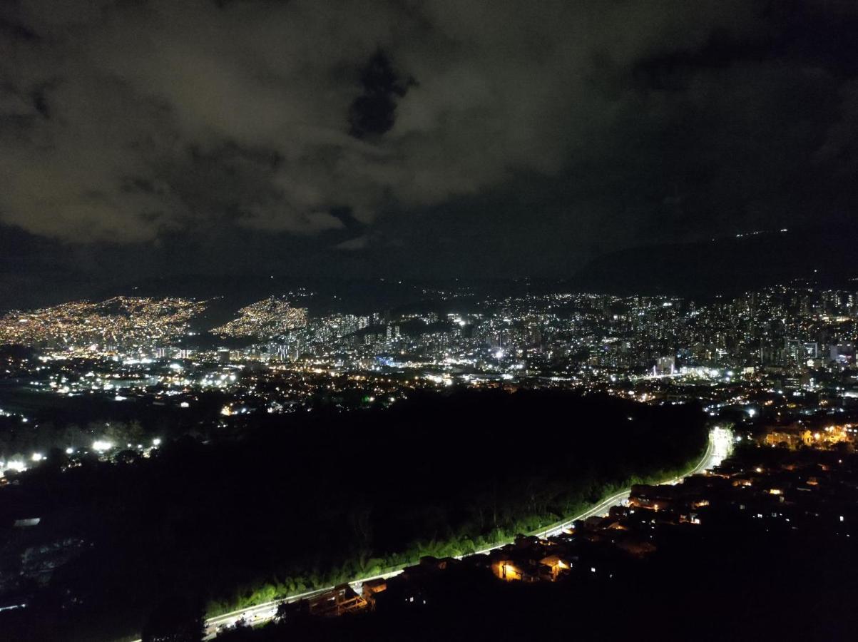 Hermoso Apartamento con vista a todo Medellín Exterior foto